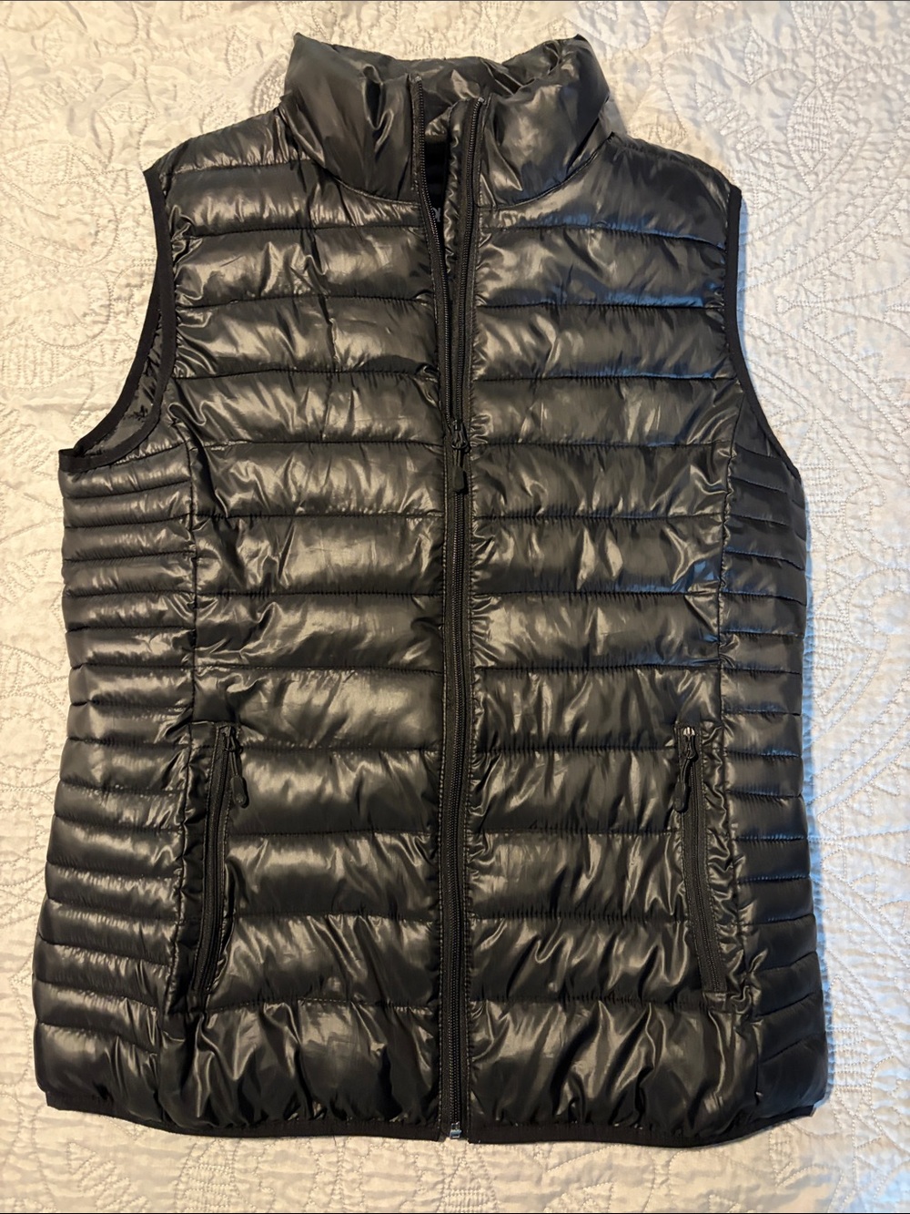 Black Quilted Puffer Vest, sz L